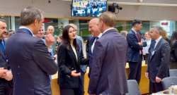 &Tau;&sigma;&iota;ά&rho;&alpha;&sigmaf; &sigma;&tau;&omicron; &Sigma;&upsilon;&mu;&beta;&omicron;ύ&lambda;&iota;&omicron; &Upsilon;&pi;&omicron;&upsilon;&rho;&gamma;ώ&nu; &Gamma;&epsilon;&omega;&rho;&gamma;ί&alpha;&sigmaf; &kappa;&alpha;&iota; &Alpha;&lambda;&iota;&epsilon;ί&alpha;&sigmaf; &tau;&eta;&sigmaf; &Epsilon;&Epsilon;: &Pi;&rho;&omicron;&tau;&epsilon;&rho;&alpha;&iota;ό&tau;&eta;&tau;&alpha; &eta; &sigma;&tau;ή&rho;&iota;&xi;&eta; &tau;&omega;&nu; &pi;&alpha;&rho;&alpha;&gamma;&omega;&gamma;ώ&nu; &kappa;&alpha;&iota; &eta; &mu;&epsilon;ί&omega;&sigma;&eta; &tau;&omicron;&upsilon; &kappa;ό&sigma;&tau;&omicron;&upsilon;&sigmaf; &pi;&alpha;&rho;&alpha;&gamma;&omega;&gamma;ή&sigmaf;