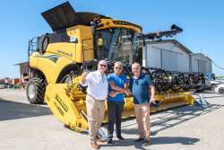 &Pi;&alpha;&rho;ά&delta;&omicron;&sigma;&eta; &upsilon;&pi;&epsilon;&rho;&sigma;ύ&gamma;&chi;&rho;&omicron;&nu;&omicron;&upsilon; &sigma;&tau;ό&lambda;&omicron;&upsilon; New Holland &sigma;&tau;&eta; &Chi;&alpha;&lambda;ά&sigma;&tau;&rho;&alpha; &Theta;&epsilon;&sigma;&sigma;&alpha;&lambda;&omicron;&nu;ί&kappa;&eta;&sigmaf; | &Delta;&epsilon;&sigmaf; &tau;&alpha; &chi;&alpha;&rho;&alpha;&kappa;&tau;&eta;&rho;&iota;&sigma;&tau;&iota;&kappa;ά &tau;&omicron;&upsilon;&sigmaf;!