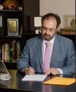 &Omicron; &Delta;ή&mu;&alpha;&rho;&chi;&omicron;&sigmaf; &Beta;έ&rho;&omicron;&iota;&alpha;&sigmaf; &gamma;&iota;&alpha; &tau;&eta; &Delta;&iota;&epsilon;&theta;&nu;ή &Eta;&mu;έ&rho;&alpha; &Mu;&nu;ή&mu;&eta;&sigmaf; &Theta;&upsilon;&mu;ά&tau;&omega;&nu; &tau;&omicron;&upsilon; &Omicron;&lambda;&omicron;&kappa;&alpha;&upsilon;&tau;ώ&mu;&alpha;&tau;&omicron;&sigmaf; &kappa;&alpha;&iota; &Eta;&mu;έ&rho;&alpha; &Mu;&nu;ή&mu;&eta;&sigmaf; &tau;&omega;&nu; &Epsilon;&lambda;&lambda;ή&nu;&omega;&nu; &Epsilon;&beta;&rho;&alpha;ί&omega;&nu; &Mu;&alpha;&rho;&tau;ύ&rho;&omega;&nu;