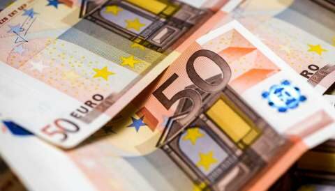 &Eta;&Mu;&Alpha;&Theta;&Iota;&Omega;&Tau;&Iota;&Kappa;&Eta; &Gamma;&Eta; - &Pi;ό&tau;&epsilon; &pi;&lambda;&eta;&rho;ώ&nu;&epsilon;&tau;&alpha;&iota; &tau;&omicron; 70% &tau;&eta;&sigmaf; &beta;&alpha;&sigma;&iota;&kappa;ή&sigmaf; &epsilon;&nu;ί&sigma;&chi;&upsilon;&sigma;&eta;&sigmaf;