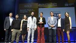 Ό&mu;&iota;&lambda;&omicron;&sigmaf; &Epsilon;&pi;&iota;&chi;&epsilon;&iota;&rho;ή&sigma;&epsilon;&omega;&nu; &Sigma;&alpha;&rho;&alpha;&kappa;ά&kappa;&eta; &ndash; HR Awards 2025: &Delta;&iota;&pi;&lambda;ή &Chi;&rho;&upsilon;&sigma;ή &Delta;&iota;ά&kappa;&rho;&iota;&sigma;&eta;