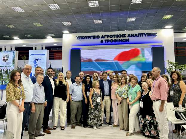 &Epsilon;&pi;ί&sigma;&kappa;&epsilon;&psi;&eta; &Alpha;&upsilon;&gamma;&epsilon;&nu;ά&kappa;&eta; &sigma;&tau;&omicron; &pi;&epsilon;&rho;ί&pi;&tau;&epsilon;&rho;&omicron; &tau;&omicron;&upsilon; &Upsilon;&pi;&Alpha;&Alpha;&Tau; &sigma;&tau;&eta; &Delta;&Epsilon;&Theta;