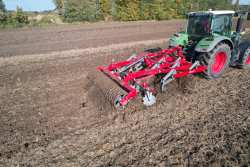 &Omicron; Ό&mu;&iota;&lambda;&omicron;&sigmaf; &Epsilon;&pi;&iota;&chi;&epsilon;&iota;&rho;ή&sigma;&epsilon;&omega;&nu; &Sigma;&alpha;&rho;&alpha;&kappa;ά&kappa;&eta; &alpha;&pi;&omicron;&kappa;&lambda;&epsilon;&iota;&sigma;&tau;&iota;&kappa;ό&sigmaf; &alpha;&nu;&tau;&iota;&pi;&rho;ό&sigma;&omega;&pi;&omicron;&sigmaf; &tau;&omicron;&upsilon; UNIA Group &sigma;&tau;&eta;&nu; &Epsilon;&lambda;&lambda;ά&delta;&alpha;