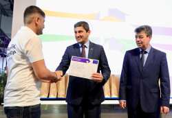 &Alpha;&pi;&omicron;&nu;&omicron;&mu;ή &pi;&iota;&sigma;&tau;&omicron;&pi;&omicron;&iota;&eta;&tau;&iota;&kappa;ώ&nu; &epsilon;&kappa;&pi;&alpha;ί&delta;&epsilon;&upsilon;&sigma;&eta;&sigmaf; &sigma;&epsilon; &Iota;&nu;&delta;&omicron;ύ&sigmaf; &kappa;&tau;&eta;&nu;&omicron;&tau;&rho;ό&phi;&omicron;&upsilon;&sigmaf; &sigma;&tau;&eta; &Lambda;ά&rho;&iota;&sigma;&alpha;