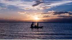 &Epsilon;&pi;&alpha;&nu;&alpha;&phi;έ&rho;&epsilon;&iota; &omicron; &Lambda;&epsilon;&upsilon;&tau;έ&rho;&eta;&sigmaf; &Alpha;&upsilon;&gamma;&epsilon;&nu;ά&kappa;&eta;&sigmaf; &tau;&eta;&nu; ά&delta;&epsilon;&iota;&alpha; &epsilon;&rho;&alpha;&sigma;&iota;&tau;&epsilon;&chi;&nu;&iota;&kappa;ή&sigmaf; &alpha;&lambda;&iota;&epsilon;ί&alpha;&sigmaf;