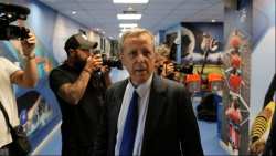 &Eta; &Epsilon;&Pi;&Omicron; &kappa;&alpha;&tau;&alpha;&gamma;&gamma;έ&lambda;&lambda;&epsilon;&iota; &tau;&omicron;&nu; &Omicron;&lambda;&upsilon;&mu;&pi;&iota;&alpha;&kappa;ό