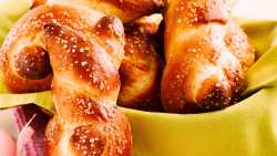 &Nu;ό&sigma;&tau;&iota;&mu;&alpha; &kappa;&alpha;&iota; &alpha;&phi;&rho;ά&tau;&alpha; &tau;&sigma;&omicron;&upsilon;&rho;έ&kappa;&iota;&alpha; &gamma;&iota;&alpha; &tau;&omicron; &Pi;ά&sigma;&chi;&alpha; - &Sigma;&upsilon;&nu;&tau;&alpha;&gamma;ή &tau;&omicron;&upsilon; &Pi;&alpha;&pi;&pi;&omicron;ύ