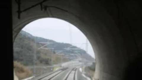 &Alpha;&pi;ί&sigma;&tau;&epsilon;&upsilon;&tau;&omicron;: &Tau;&rho;έ&nu;&omicron; &mu;&epsilon; 400 &epsilon;&pi;&iota;&beta;ά&tau;&epsilon;&sigmaf; &laquo;έ&mu;&epsilon;&iota;&nu;&epsilon;&raquo; &sigma;&epsilon; &sigma;ή&rho;&alpha;&gamma;&gamma;&alpha; &alpha;&nu;ά&mu;&epsilon;&sigma;&alpha; &sigma;&epsilon; &Lambda;&alpha;&mu;ί&alpha; &kappa;&alpha;&iota; &Beta;ό&lambda;&omicron;