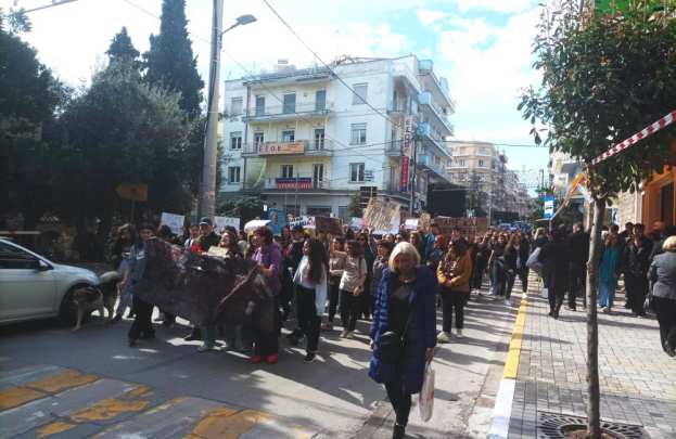 &Pi;&lambda;ή&theta;&omicron;&sigmaf; &kappa;ό&sigma;&mu;&omicron;&upsilon; &sigma;&tau;&omicron; &sigma;&upsilon;&lambda;&lambda;&alpha;&lambda;&eta;&tau;ή&rho;&iota;&omicron; &tau;&eta;&sigmaf; &Alpha;&Delta;&Epsilon;&Delta;&Upsilon; &sigma;&tau;&eta; &Beta;έ&rho;&omicron;&iota;&alpha; &delta;&iota;&alpha;&mu;&alpha;&rho;&tau;&upsilon;&rho;ή&theta;&eta;&kappa;&epsilon; &gamma;&iota;&alpha; &tau;&omicron; &tau;&rho;&alpha;&gamma;&iota;&kappa;ό &delta;&upsilon;&sigma;&tau;ύ&chi;&eta;&mu;&alpha; &tau;&omega;&nu; &Tau;&epsilon;&mu;&pi;ώ&nu;