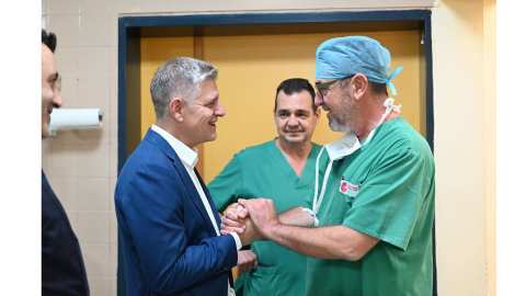 &Tau;&omicron; &nu;&omicron;&sigma;&omicron;&kappa;&omicron;&mu;&epsilon;ί&omicron; &laquo;&Gamma;. &Pi;&alpha;&pi;&alpha;&nu;&iota;&kappa;&omicron;&lambda;ά&omicron;&upsilon;&raquo; &epsilon;&pi;&iota;&sigma;&kappa;έ&phi;&tau;&eta;&kappa;&epsilon; &omicron; &Alpha;&nu;&tau;&iota;&pi;&epsilon;&rho;&iota;&phi;&epsilon;&rho;&epsilon;&iota;ά&rho;&chi;&eta;&sigmaf; &Theta;&epsilon;&sigma;&sigma;&alpha;&lambda;&omicron;&nu;ί&kappa;&eta;&sigmaf;, &Kappa;. &Gamma;&iota;&omicron;&upsilon;&tau;ί&kappa;&alpha;&sigmaf;