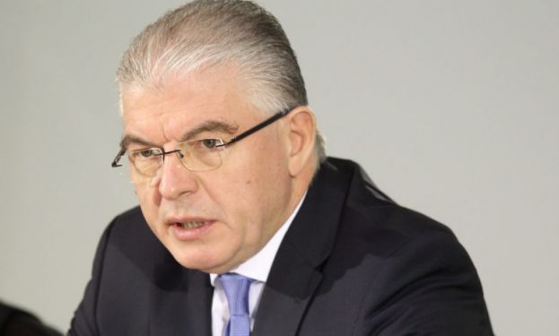 &Sigma;&tau;&eta; &Beta;έ&rho;&omicron;&iota;&alpha; &kappa;&alpha;&iota; &tau;&omicron; &upsilon;&pi;&omicron;&kappa;&alpha;&tau;ά&sigma;&tau;&eta;&mu;&alpha; &tau;&omicron;&upsilon; &Epsilon;&Lambda;&Gamma;&Alpha; &theta;&alpha; &beta;&rho;&epsilon;&theta;&epsilon;ί &tau;&eta; &Mu;. &Delta;&epsilon;&upsilon;&tau;έ&rho;&alpha; &omicron; &Pi;&rho;ό&epsilon;&delta;&rho;&omicron;&sigmaf; &kappa;. &Alpha;&nu;&delta;&rho;έ&alpha;&sigmaf; &Lambda;&upsilon;&kappa;&omicron;&upsilon;&rho;έ&nu;&tau;&zeta;&omicron;&sigmaf;