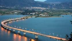 Έ&pi;&iota;&alpha;&sigma;&alpha;&nu; &gamma;&omicron;&upsilon;&lambda;&iota;&alpha;&nu;ό &mu;ή&kappa;&omicron;&upsilon;&sigmaf; 2,7 &mu;έ&tau;&rho;&omega;&nu; &sigma;&tau;&eta;&nu; &lambda;ί&mu;&nu;&eta; &Pi;&omicron;&lambda;&upsilon;&phi;ύ&tau;&omicron;&upsilon; &Kappa;&omicron;&zeta;ά&nu;&eta;&sigmaf;