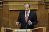 &Delta;. &Sigma;&tau;&alpha;&mu;&epsilon;&nu;ί&tau;&eta;&sigmaf;: &laquo;&Sigma;&tau;&alpha;&theta;&epsilon;&rho;ά &delta;ί&pi;&lambda;&alpha; &sigma;&tau;&omicron;&upsilon;&sigmaf; &alpha;&gamma;&rho;ό&tau;&epsilon;&sigmaf; &eta; &kappa;&upsilon;&beta;έ&rho;&nu;&eta;&sigma;&eta; &tau;&eta;&sigmaf; &Nu;έ&alpha;&sigmaf;  &Delta;&eta;&mu;&omicron;&kappa;&rho;&alpha;&tau;ί&alpha;&sigmaf;&raquo;