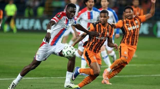 UEFA: 3 &alpha;&gamma;&gamma;&lambda;&iota;&kappa;έ&sigmaf; &omicron;&mu;ά&delta;&epsilon;&sigmaf; &kappa;&alpha;&iota; 6 I&sigma;&pi;&alpha;&nu;&omicron;ί &pi;&rho;&omicron;&pi;&omicron;&nu;&eta;&tau;έ&sigmaf; &sigma;&tau;&omicron;&upsilon;&sigmaf; 4 &tau;&epsilon;&lambda;&iota;&kappa;&omicron;ύ&sigmaf;
