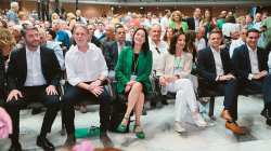 &Alpha;&nu;&alpha;&kappa;&omicron;&iota;&nu;ώ&theta;&eta;&kappa;&epsilon; 9&mu;&epsilon;&lambda;ή&sigmaf; &omicron;&mu;ά&delta;&alpha; "&kappa;&rho;&omicron;ύ&sigma;&eta;&sigmaf;" &tau;&omicron;&upsilon; &Pi;&Alpha;&Sigma;&Omicron;&Kappa; &mu;&epsilon; &Gamma;&epsilon;&rho;&omicron;&upsilon;&lambda;ά&nu;&omicron;, &Delta;&iota;&alpha;&mu;&alpha;&nu;&tau;&omicron;&pi;&omicron;ύ&lambda;&omicron;&upsilon;, &Delta;&omicron;ύ&kappa;&alpha; - &Eta; "&sigma;&kappa;&iota;ώ&delta;&eta;&sigmaf;" &kappa;&upsilon;&beta;έ&rho;&nu;&eta;&sigma;&eta;