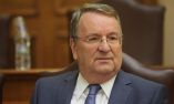 &Tau;&eta;&nu; &sigma;&tau;ή&rho;&iota;&xi;&eta; &epsilon;&upsilon;&pi;&alpha;&theta;ώ&nu; &kappa;&omicron;&iota;&nu;&omega;&nu;&iota;&kappa;ώ&nu; &omicron;&mu;ά&delta;&omega;&nu; &zeta;&eta;&tau;ά&epsilon;&iota; &mu;&epsilon; &epsilon;&pi;&iota;&sigma;&tau;&omicron;&lambda;ή &tau;&omicron;&upsilon; &sigma;&tau;&omicron;&nu; &Upsilon;&pi;&omicron;&upsilon;&rho;&gamma;ό &Epsilon;&rho;&gamma;&alpha;&sigma;ί&alpha;&sigmaf; &omicron; &Gamma;&iota;ώ&rho;&gamma;&omicron;&sigmaf; &Kappa;&alpha;&rho;&alpha;&sigma;&mu;ά&nu;&eta;&sigmaf;
