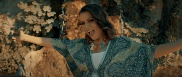 &Tau;&omicron; &nu;έ&omicron; &tau;&eta;&sigmaf; hit single &laquo;&Pi;ό&lambda;&epsilon;&mu;&omicron;&sigmaf;&raquo; &pi;&alpha;&rho;&omicron;&upsilon;&sigma;&iota;ά&zeta;&epsilon;&iota; &pi;&iota;&omicron; &alpha;&nu;&alpha;&nu;&epsilon;&omega;&mu;έ&nu;&eta; &kappa;&alpha;&iota; ό&mu;&omicron;&rho;&phi;&eta; &alpha;&pi;ό &pi;&omicron;&tau;έ, &eta; &Lambda;ί&tau;&sigma;&alpha; &Gamma;&iota;&alpha;&gamma;&kappa;&omicron;ύ&sigma;&eta;