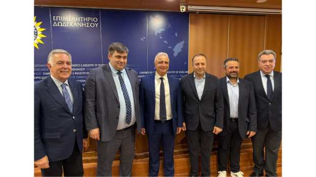 &Epsilon;&pi;ί&sigma;&kappa;&epsilon;&psi;&eta; &tau;&omicron;&upsilon; &Upsilon;&phi;&upsilon;&pi;&omicron;&upsilon;&rho;&gamma;&omicron;ύ &Alpha;&nu;ά&pi;&tau;&upsilon;&xi;&eta;&sigmaf; &sigma;&tau;&eta; &Rho;ό&delta;&omicron;: &Sigma;&tau;&omicron; &epsilon;&pi;ί&kappa;&epsilon;&nu;&tau;&rho;&omicron; &eta; &nu;&eta;&sigma;&iota;&omega;&tau;&iota;&kappa;ή &epsilon;&pi;&iota;&chi;&epsilon;&iota;&rho;&eta;&mu;&alpha;&tau;&iota;&kappa;ό&tau;&eta;&tau;&alpha;, &tau;&alpha; &chi;&rho;&eta;&mu;&alpha;&tau;&omicron;&delta;&omicron;&tau;&iota;&kappa;ά &epsilon;&rho;&gamma;&alpha;&lambda;&epsilon;ί&alpha; &kappa;&alpha;&iota; &eta; &sigma;&tau;ή&rho;&iota;&xi;&eta; &tau;&omega;&nu; &Epsilon;&pi;&iota;&mu;&epsilon;&lambda;&eta;&tau;&eta;&rho;ί&omega;&nu;