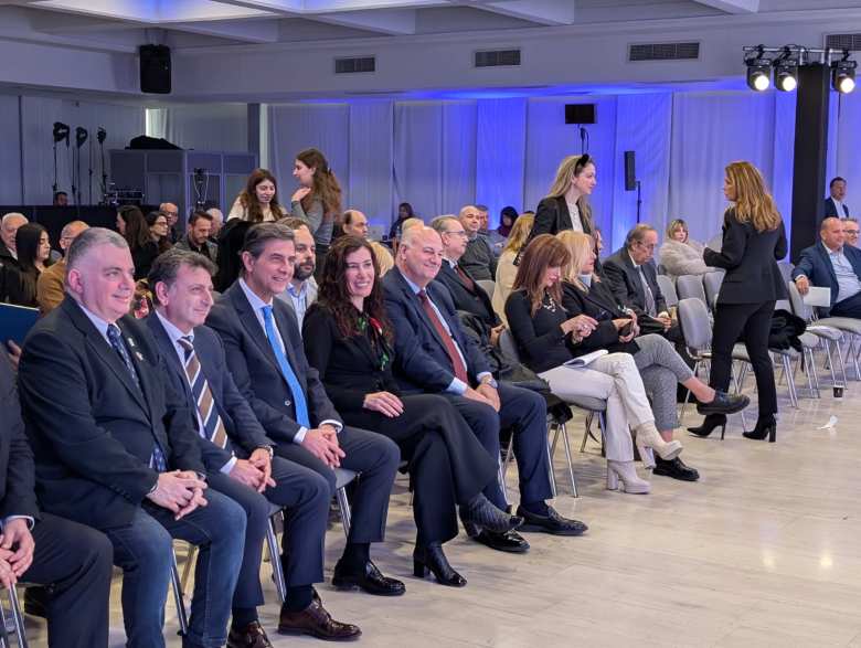 &Tau;&sigma;&iota;ά&rho;&alpha;&sigmaf; &sigma;&tau;&omicron; Blue Heritage Summit Thessaloniki: &Mu;ή&nu;&upsilon;&mu;&alpha; &sigma;&tau;ή&rho;&iota;&xi;&eta;&sigmaf; &sigma;&tau;&omicron;&upsilon;&sigmaf; &pi;&alpha;&rho;&alpha;&gamma;&omega;&gamma;&omicron;ύ&sigmaf; &sigma;&epsilon; &mu;&iota;&alpha; &delta;ύ&sigma;&kappa;&omicron;&lambda;&eta; &sigma;&upsilon;&gamma;&kappa;&upsilon;&rho;ί&alpha; &gamma;&iota;&alpha; &tau;&omicron;&nu; &pi;&rho;&omega;&tau;&omicron;&gamma;&epsilon;&nu;ή &tau;&omicron;&mu;έ&alpha;