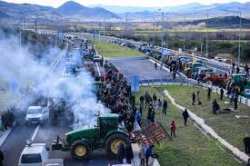 &Kappa;&iota;&nu;&eta;&tau;&omicron;&pi;&omicron;&iota;ή&sigma;&epsilon;&iota;&sigmaf;: &Sigma;&epsilon; &pi;&omicron;&iota;&epsilon;&sigmaf; &pi;&epsilon;&rho;&iota;&omicron;&chi;έ&sigmaf; &sigma;&upsilon;&nu;&epsilon;&chi;ί&zeta;&omicron;&nu;&tau;&alpha;&iota; &omicron;&iota; &alpha;&pi;&omicron;&kappa;&lambda;&epsilon;&iota;&sigma;&mu;&omicron;ί &kappa;&alpha;&iota; &pi;&omicron;&upsilon; ά&nu;&omicron;&iota;&xi;&alpha;&nu; &tau;&omicron;&upsilon;&sigmaf; &delta;&rho;ό&mu;&omicron;&upsilon;&sigmaf; &omicron;&iota; &alpha;&gamma;&rho;ό&tau;&epsilon;&sigmaf;