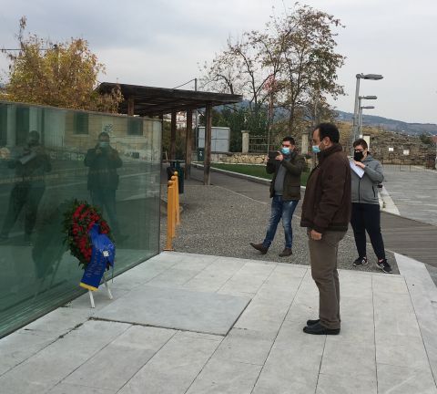 &Tau;ί&mu;&eta;&sigma;&epsilon; &tau;&eta;&nu; &Epsilon;&pi;έ&tau;&epsilon;&iota;&omicron; &tau;&omicron;&upsilon; &Pi;&omicron;&lambda;&upsilon;&tau;&epsilon;&chi;&nu;&epsilon;ί&omicron;&upsilon; &omicron; &Delta;ή&mu;&alpha;&rho;&chi;&omicron;&sigmaf; &Beta;έ&rho;&omicron;&iota;&alpha;&sigmaf;