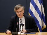 &Tau;&sigma;&iota;ό&delta;&rho;&alpha;&sigmaf;: &laquo;&Mu;&alpha;&sigmaf; &epsilon;&kappa;&pi;&lambda;ή&sigma;&sigma;&epsilon;&iota; &eta; &tau;&alpha;&chi;ύ&tau;&eta;&tau;&alpha; &mu;&epsilon;&tau;ά&delta;&omicron;&sigma;&eta;&sigmaf; &tau;&omicron;&upsilon; &iota;&omicron;ύ &pi;&omicron;&upsilon; &omicron;&delta;&eta;&gamma;&epsilon;ί &mu;&alpha;&theta;&eta;&mu;&alpha;&tau;&iota;&kappa;ά &sigma;&tau;&eta;&nu; &pi;ί&epsilon;&sigma;&eta; &tau;&omicron;&upsilon; &sigma;&upsilon;&sigma;&tau;ή&mu;&alpha;&tau;&omicron;&sigmaf; &upsilon;&gamma;&epsilon;ί&alpha;&sigmaf;&raquo;