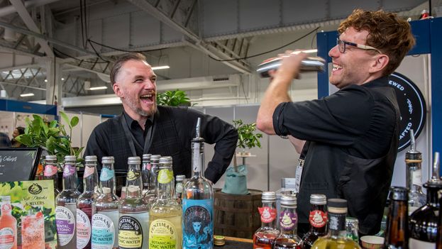 &Alpha;&kappa;&upsilon;&rho;ώ&nu;&epsilon;&tau;&alpha;&iota; &eta; &sigma;&upsilon;&mu;&mu;&epsilon;&tau;&omicron;&chi;ή &tau;&eta;&sigmaf; &Pi;&epsilon;&rho;&iota;&phi;έ&rho;&epsilon;&iota;&alpha;&sigmaf; &Kappa;&epsilon;&nu;&tau;&rho;&iota;&kappa;ή&sigmaf; &Mu;&alpha;&kappa;&epsilon;&delta;&omicron;&nu;ί&alpha;&sigmaf; &sigma;&tau;&eta; &delta;&iota;&epsilon;&theta;&nu;ή έ&kappa;&theta;&epsilon;&sigma;&eta; &tau;&rho;&omicron;&phi;ί&mu;&omega;&nu; &kappa;&alpha;&iota; &pi;&omicron;&tau;ώ&nu; &ldquo;SPECIALITY &amp; FINE FOOD FAIR LONDON 2021&rdquo;