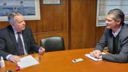 &Gamma;&iota;ώ&rho;&gamma;&omicron;&sigmaf; &Kappa;&alpha;&rho;&alpha;&sigma;&mu;ά&nu;&eta;&sigmaf; :  &Xi;&epsilon;&mu;&pi;&lambda;&omicron;&kappa;ά&rho;&iota;&sigma;&alpha;&nu; &kappa;&alpha;&iota; &xi;&epsilon;&kappa;ί&nu;&eta;&sigma;&alpha;&nu; &tau;&alpha; έ&rho;&gamma;&alpha; &sigma;&tau;&omicron;&nu; &nu;&omicron;&mu;ό &mu;&alpha;&sigmaf;