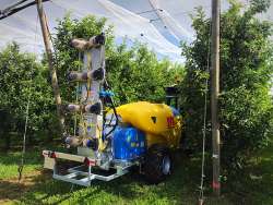 N&epsilon;&phi;&epsilon;&lambda;&omicron;&pi;&omicron;&iota;&eta;&tau;ή&sigmaf; &pi;&omicron;&upsilon; &mu;&epsilon;&iota;ώ&nu;&epsilon;&iota; &kappa;&alpha;&tau;ά &tau;&omicron; ή&mu;&iota;&sigma;&upsilon; &tau;&iota;&sigmaf; &theta;&epsilon;&rho;&alpha;&pi;&epsilon;ί&epsilon;&sigmaf; &sigma;&tau;&alpha; &mu;ή&lambda;&alpha;