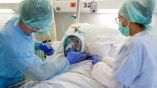 &Nu;έ&alpha; &beta;&rho;&epsilon;&tau;&alpha;&nu;&iota;&kappa;ή &epsilon;&pi;&iota;&sigma;&tau;&eta;&mu;&omicron;&nu;&iota;&kappa;ή έ&rho;&epsilon;&upsilon;&nu;&alpha; : &Iota;&delta;&iota;&alpha;ί&tau;&epsilon;&rho;&alpha; &alpha;&upsilon;&xi;&eta;&mu;έ&nu;&omicron;&sigmaf; &omicron; &kappa;ί&nu;&delta;&upsilon;&nu;&omicron;&sigmaf; &beta;&alpha;&rho;&iota;ά&sigmaf; Covid-19 &kappa;&alpha;&iota; &theta;&alpha;&nu;ά&tau;&omicron;&upsilon; &gamma;&iota;&alpha; &tau;&omicron;&upsilon;&sigmaf; &kappa;&alpha;&pi;&nu;&iota;&sigma;&tau;έ&sigmaf;