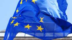 &Eta; &Kappa;&omicron;&mu;&iota;&sigma;&iota;ό&nu; &pi;&rho;&omicron;&tau;&epsilon;ί&nu;&epsilon;&iota; έ&nu;&alpha; &pi;&iota;&omicron; &rho;&epsilon;&alpha;&lambda;&iota;&sigma;&tau;&iota;&kappa;ό &kappa;&alpha;&iota; &epsilon;&upsilon;έ&lambda;&iota;&kappa;&tau;&omicron; &tau;&rho;ό&pi;&omicron; &gamma;&iota;&alpha; &tau;&eta;&nu; &epsilon;&pi;ί&tau;&epsilon;&upsilon;&xi;&eta; &tau;&omega;&nu; &kappa;&lambda;&iota;&mu;&alpha;&tau;&iota;&kappa;ώ&nu; &sigma;&tau;ό&chi;&omega;&nu; &omega;&sigmaf; &tau;&omicron; 2040