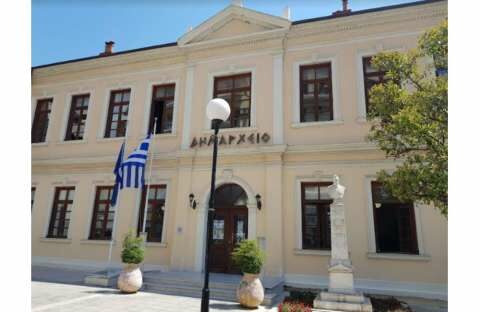 &Sigma;&tau;&omicron;&upsilon;&sigmaf; &laquo;&Pi;&rho;&omega;&tau;&alpha;&theta;&lambda;&eta;&tau;έ&sigmaf;&raquo; &pi;&alpha;&rho;&omicron;&chi;ή&sigmaf; &psi;&eta;&phi;&iota;&alpha;&kappa;ώ&nu; &upsilon;&pi;&eta;&rho;&epsilon;&sigma;&iota;ώ&nu; &omicron; &Delta;ή&mu;&omicron;&sigmaf; &Beta;έ&rho;&omicron;&iota;&alpha;&sigmaf;