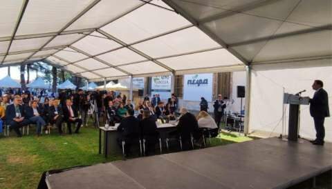 &Gamma;&epsilon;&omega;&rho;&gamma;&alpha;&nu;&tau;ά&sigmaf; &sigma;&tau;&eta;&nu; &Eta;&mu;&epsilon;&rho;ί&delta;&alpha; &gamma;&iota;&alpha; &tau;&alpha; &beta;&iota;&omicron;&lambda;&omicron;&gamma;&iota;&kappa;ά &sigma;&tau;&eta;&nu; SerExpo: &Mu;&epsilon; &pi;&rho;ά&xi;&epsilon;&iota;&sigmaf; &sigma;&tau;&eta;&rho;ί&zeta;&omicron;&upsilon;&mu;&epsilon; &tau;&omicron;&upsilon;&sigmaf; &pi;&alpha;&rho;&alpha;&gamma;&omega;&gamma;&omicron;ύ&sigmaf;