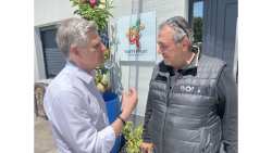 &Epsilon;&kappa;&kappa;&lambda;&eta;&sigma;ί&alpha;, &Upsilon;&gamma;&epsilon;ί&alpha;, &Epsilon;&pi;&iota;&chi;&epsilon;&iota;&rho;&eta;&mu;&alpha;&tau;&iota;&kappa;ό&tau;&eta;&tau;&alpha; &sigma;&tau;&omicron; &epsilon;&pi;ί&kappa;&epsilon;&nu;&tau;&rho;&omicron; &tau;&eta;&sigmaf; &epsilon;&pi;ί&sigma;&kappa;&epsilon;&psi;&eta;&sigmaf; &tau;&omicron;&upsilon; &Alpha;&nu;&tau;&iota;&pi;&epsilon;&rho;&iota;&phi;&epsilon;&rho;&epsilon;&iota;ά&rho;&chi;&eta; &Theta;&epsilon;&sigma;&sigma;&alpha;&lambda;&omicron;&nu;ί&kappa;&eta;&sigmaf;, &Kappa;ώ&sigma;&tau;&alpha; &Gamma;&iota;&omicron;&upsilon;&tau;ί&kappa;&alpha;, &sigma;&tau;&eta; &Beta;έ&rho;&omicron;&iota;&alpha;
