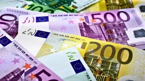 &Pi;&lambda;&eta;&rho;&omega;&mu;έ&sigmaf; 200.000.000 &epsilon;&upsilon;&rho;ώ &sigma;&epsilon; 630.000 &delta;&iota;&kappa;&alpha;&iota;&omicron;ύ&chi;&omicron;&upsilon;&sigmaf; &alpha;&pi;ό &tau;&omicron;&nu; &Omicron;&Pi;&Epsilon;&Kappa;&Epsilon;&Pi;&Epsilon; - &Tau;&iota; &alpha;&phi;&omicron;&rho;&omicron;ύ&nu;