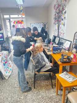 &Delta;ή&mu;&omicron;&sigmaf; &Beta;έ&rho;&omicron;&iota;&alpha;&sigmaf;: &Delta;&rho;ά&sigma;&eta; &gamma;&iota;&alpha; &tau;&eta;&nu; &Eta;&mu;έ&rho;&alpha; &tau;&eta;&sigmaf; &Gamma;&upsilon;&nu;&alpha;ί&kappa;&alpha;&sigmaf; &sigma;&tau;&omicron; &Kappa;&Eta;&Phi;&Eta;