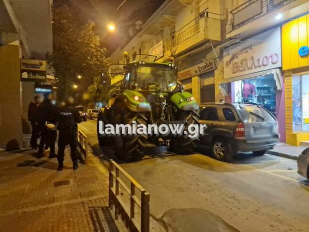 &Lambda;&alpha;&mu;ί&alpha;: &Tau;&rho;&epsilon;&lambda;ή &pi;&omicron;&rho;&epsilon;ί&alpha; &tau;&rho;&alpha;&kappa;&tau;έ&rho; &sigma;&tau;&omicron; &kappa;έ&nu;&tau;&rho;&omicron; &tau;&eta;&sigmaf; &pi;ό&lambda;&eta;&sigmaf; -Έ&pi;&epsilon;&sigma;&epsilon; &pi;ά&nu;&omega; &sigma;&epsilon; &Iota;&Chi;, &sigma;&upsilon;&nu;&epsilon;&lambda;ή&phi;&theta;&eta; &omicron; &omicron;&delta;&eta;&gamma;ό&sigmaf;