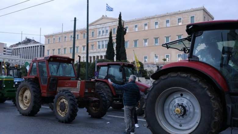 &Sigma;&upsilon;&lambda;&lambda;&alpha;&lambda;&eta;&tau;ή&rho;&iota;&omicron; &alpha;&gamma;&rho;&omicron;&tau;ώ&nu;: &Alpha;&pi;&omicron;&chi;&omega;&rho;&omicron;ύ&nu; &sigma;ή&mu;&epsilon;&rho;&alpha; &alpha;&pi;ό &tau;&omicron; &Sigma;ύ&nu;&tau;&alpha;&gamma;&mu;&alpha; &tau;&alpha; &tau;&rho;&alpha;&kappa;&tau;έ&rho;