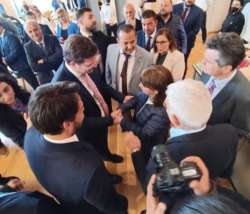 &Alpha;&nu;ά&rho;&tau;&eta;&sigma;&eta; &tau;&omicron;&upsilon;  Ά&gamma;&gamma;&epsilon;&lambda;&omicron;&upsilon; &Tau;ό&lambda;&kappa;&alpha; &mu;&epsilon; &tau;&eta;&nu; &omicron;&lambda;&omicron;&kappa;&lambda;ή&rho;&omega;&sigma;&eta; &tau;&omega;&nu; &epsilon;&omicron;&rho;&tau;&alpha;&sigma;&mu;ώ&nu; &tau;&eta;&sigmaf; &epsilon;&pi;&epsilon;&tau;&epsilon;ί&omicron;&upsilon; &tau;&omega;&nu; 200 &epsilon;&tau;ώ&nu; &alpha;&pi;ό &tau;&omicron; &Omicron;&lambda;&omicron;&kappa;&alpha;ύ&tau;&omega;&mu;&alpha; &tau;&eta;&sigmaf; &Nu;ά&omicron;&upsilon;&sigma;&alpha;&sigmaf;