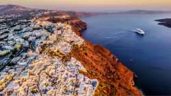 Squaremouth: &Eta; &Epsilon;&lambda;&lambda;ά&delta;&alpha; &Kappa;&alpha;&tau;&alpha;&tau;ά&sigma;&sigma;&epsilon;&tau;&alpha;&iota; &Sigma;&tau;&omicron;&upsilon;&sigmaf; &Kappa;&omicron;&rho;&upsilon;&phi;&alpha;ί&omicron;&upsilon;&sigmaf; &Delta;έ&kappa;&alpha; &Pi;&rho;&omicron;&omicron;&rho;&iota;&sigma;&mu;&omicron;ύ&sigmaf; &gamma;&iota;&alpha; &tau;&iota;&sigmaf; &Kappa;&alpha;&lambda;&omicron;&kappa;&alpha;&iota;&rho;&iota;&nu;έ&sigmaf; &Delta;&iota;&alpha;&kappa;&omicron;&pi;έ&sigmaf;