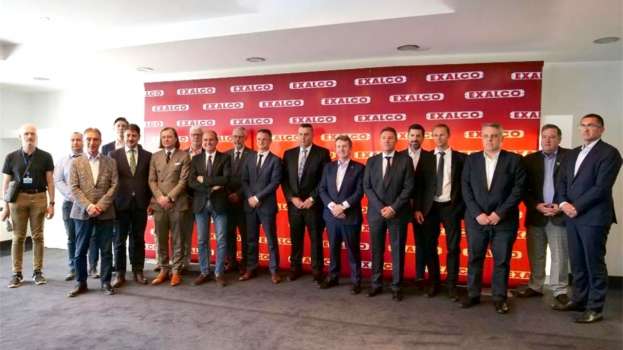 &Sigma;&tau;&eta; &Theta;&epsilon;&sigma;&sigma;&alpha;&lambda;ί&alpha; &laquo;&Epsilon;&pi;&iota;&chi;&epsilon;&iota;&rho;&eta;&mu;&alpha;&tau;&iota;&kappa;ή &Pi;&epsilon;&rho;&iota;&phi;έ&rho;&epsilon;&iota;&alpha; &tau;&eta;&sigmaf; &Epsilon;&upsilon;&rho;ώ&pi;&eta;&sigmaf;&raquo; 17 &mu;έ&lambda;&eta; &tau;&eta;&sigmaf;  &Epsilon;&upsilon;&rho;&omega;&pi;&alpha;ϊ&kappa;ή&sigmaf; &Epsilon;&pi;&iota;&tau;&rho;&omicron;&pi;ή&sigmaf; &Omicron;&iota;&kappa;&omicron;&nu;&omicron;&mu;&iota;&kappa;ή&sigmaf; &Pi;&omicron;&lambda;&iota;&tau;&iota;&kappa;ή&sigmaf; ECON