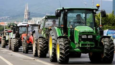 &Sigma;&tau;&alpha; &mu;&pi;&lambda;ό&kappa;&alpha; &omicron;&iota; &Alpha;&gamma;&rho;&omicron;&tau;&iota;&kappa;&omicron;ί &sigma;ύ&lambda;&lambda;&omicron;&gamma;&omicron;&iota; &Delta;ή&mu;&omicron;&upsilon; &Tau;&upsilon;&rho;&nu;ά&beta;&omicron;&upsilon;: &Pi;&alpha;&lambda;&epsilon;ύ&omicron;&upsilon;&mu;&epsilon; &gamma;&iota;&alpha; &tau;&eta;&nu; &epsilon;&pi;&iota;&beta;ί&omega;&sigma;&eta; &mu;&alpha;&sigmaf; , &eta; &kappa;&upsilon;&beta;έ&rho;&nu;&eta;&sigma;&eta; &delta;&epsilon;&nu; &mu;&alpha;&sigmaf; &delta;ί&nu;&epsilon;&iota; &tau;ί&pi;&omicron;&tau;&alpha;