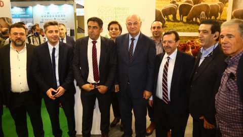 &Kappa;ώ&sigma;&tau;&alpha;&sigmaf; &Tau;&sigma;&iota;ά&rho;&alpha;&sigmaf;: &Delta;&eta;&mu;&omicron;&sigma;&iota;&epsilon;ύ&epsilon;&tau;&alpha;&iota; &mu;έ&sigma;&alpha; &sigma;&tau;&omicron;&nu; &Phi;&epsilon;&beta;&rho;&omicron;&upsilon;ά&rho;&iota;&omicron; &eta; &pi;&rho;ό&sigma;&kappa;&lambda;&eta;&sigma;&eta; &gamma;&iota;&alpha; &tau;&iota;&sigmaf; &theta;&epsilon;&rho;&mu;&omicron;&kappa;&eta;&pi;&iota;&alpha;&kappa;έ&sigmaf; &kappa;&alpha;&lambda;&lambda;&iota;έ&rho;&gamma;&epsilon;&iota;&epsilon;&sigmaf;