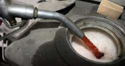 &Pi;&epsilon;&tau;&rho;έ&lambda;&alpha;&iota;&omicron; &theta;έ&rho;&mu;&alpha;&nu;&sigma;&eta;&sigmaf;: &Sigma;&tau;&iota;&sigmaf; 13 &Omicron;&kappa;&tau;&omega;&beta;&rho;ί&omicron;&upsilon; &alpha;&rho;&chi;ί&zeta;&epsilon;&iota; &eta; &delta;&iota;ά&theta;&epsilon;&sigma;ή &tau;&omicron;&upsilon;