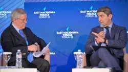 &Upsilon;&pi;&Alpha;&Alpha;&Tau; &alpha;&pi;ό &Alpha;&lambda;&epsilon;&xi;&alpha;&nu;&delta;&rho;&omicron;ύ&pi;&omicron;&lambda;&eta;: &Mu;&epsilon; &alpha;&rho;&delta;&epsilon;&upsilon;&tau;&iota;&kappa;ά έ&rho;&gamma;&alpha; 240 &epsilon;&kappa;&alpha;&tau;. &euro; &sigma;&tau;&eta;&rho;ί&zeta;&omicron;&upsilon;&mu;&epsilon; &tau;&omicron;&nu; &pi;&rho;&omega;&tau;&omicron;&gamma;&epsilon;&nu;ή &tau;&omicron;&mu;έ&alpha; &sigma;&tau;&eta;&nu; &Pi;&epsilon;&rho;&iota;&phi;έ&rho;&epsilon;&iota;&alpha; &Alpha;&nu;. &Mu;&alpha;&kappa;&epsilon;&delta;&omicron;&nu;ί&alpha;&sigmaf; &kappa;&alpha;&iota; &Theta;&rho;ά&kappa;&eta;&sigmaf;