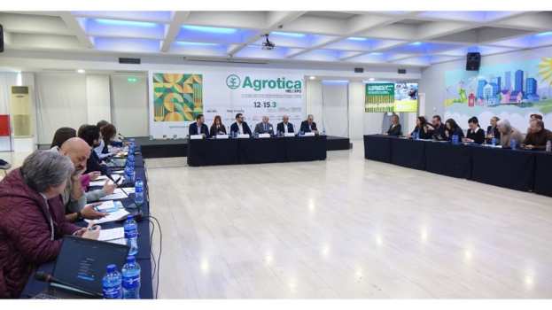 Έ&rho;&chi;&epsilon;&tau;&alpha;&iota; έ&nu;&tau;&omicron;&nu;&alpha; &delta;&iota;&epsilon;&theta;&nu;ή&sigmaf; &eta; 31&eta; Agrotica &alpha;&pi;ό &tau;&iota;&sigmaf; 12-15 &Mu;&alpha;&rho;&tau;ί&omicron;&upsilon; - 1.520 &epsilon;&kappa;&theta;έ&tau;&epsilon;&sigmaf; &alpha;&pi;ό 42 &chi;ώ&rho;&epsilon;&sigmaf; - 49% &alpha;ύ&xi;&eta;&sigma;&eta; &sigma;&tau;&iota;&sigmaf; &xi;έ&nu;&epsilon;&sigmaf; &sigma;&upsilon;&mu;&mu;&epsilon;&tau;&omicron;&chi;έ&sigmaf;