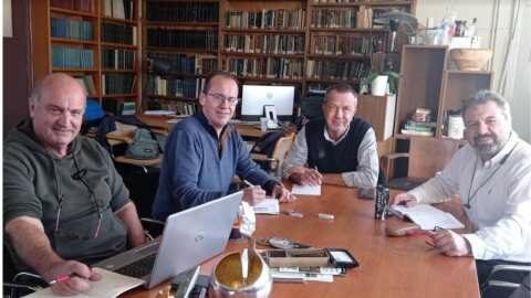 &Sigma;&upsilon;&nu;&alpha;&nu;&tau;ή&sigma;&epsilon;&iota;&sigmaf; &Sigma;&tau;. &Alpha;&rho;&alpha;&chi;&omega;&beta;ί&tau;&eta; &gamma;&iota;&alpha; &theta;έ&mu;&alpha;&tau;&alpha; &alpha;&rho;&delta;&epsilon;&upsilon;&tau;&iota;&kappa;&omicron;ύ &nu;&epsilon;&rho;&omicron;ύ