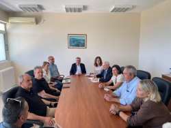 &Gamma;&iota;ά&nu;&nu;&eta;&sigmaf; &Alpha;&nu;&delta;&rho;&iota;&alpha;&nu;ό&sigmaf;: &Sigma;&tau;ό&chi;&omicron;&sigmaf; &eta; &omicron;&upsilon;&sigma;&iota;&alpha;&sigma;&tau;&iota;&kappa;ή &alpha;&nu;&alpha;&beta;ά&theta;&mu;&iota;&sigma;&eta; &tau;&omicron;&upsilon; &Kappa;&omicron;&nu;&iota;ά&rho;&epsilon;&iota;&omicron;&upsilon; &Iota;&nu;&sigma;&tau;&iota;&tau;&omicron;ύ&tau;&omicron;&upsilon; &Epsilon;&sigma;&pi;&epsilon;&rho;&iota;&delta;&omicron;&epsilon;&iota;&delta;ώ&nu; &Kappa;&omicron;&rho;&iota;&nu;&theta;ί&alpha;&sigmaf;