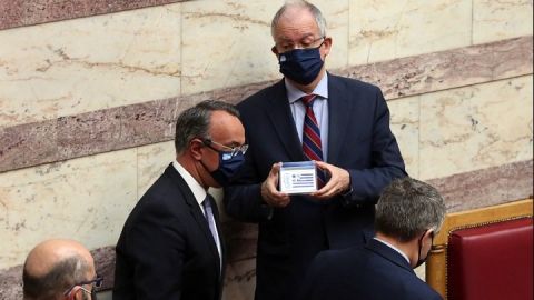 &Pi;&alpha;&rho;&epsilon;&mu;&beta;ά&sigma;&epsilon;&iota;&sigmaf; &gamma;&iota;&alpha; &tau;&eta; &sigma;&tau;ή&rho;&iota;&xi;&eta; &tau;&omega;&nu; &alpha;&gamma;&rho;&omicron;&tau;ώ&nu; &sigma;&tau;&omicron;&nu; &pi;&rho;&omicron;ϋ&pi;&omicron;&lambda;&omicron;&gamma;&iota;&sigma;&mu;ό &tau;&omicron;&upsilon; 2021