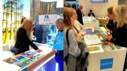 H &Pi;&epsilon;&rho;&iota;&phi;έ&rho;&epsilon;&iota;&alpha; &Kappa;&epsilon;&nu;&tau;&rho;&iota;&kappa;ή&sigmaf; &Mu;&alpha;&kappa;&epsilon;&delta;&omicron;&nu;ί&alpha;&sigmaf; &sigma;&epsilon; &delta;&iota;&epsilon;&theta;&nu;&epsilon;ί&sigmaf; &epsilon;&kappa;&theta;έ&sigma;&epsilon;&iota;&sigmaf; &tau;&omicron;&upsilon;&rho;&iota;&sigma;&mu;&omicron;ύ &sigma;&tau;&eta; &beta;ό&rho;&epsilon;&iota;&alpha; &Epsilon;&upsilon;&rho;ώ&pi;&eta; &kappa;&alpha;&iota; &tau;&alpha; &Beta;&alpha;&lambda;&kappa;ά&nu;&iota;&alpha;